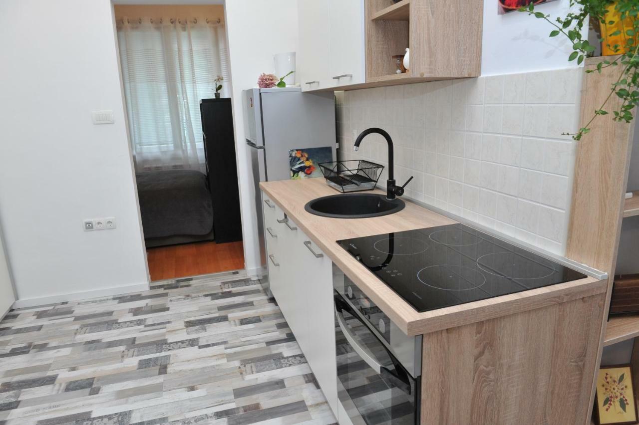Studio Apartman D&D Varazdin Ngoại thất bức ảnh